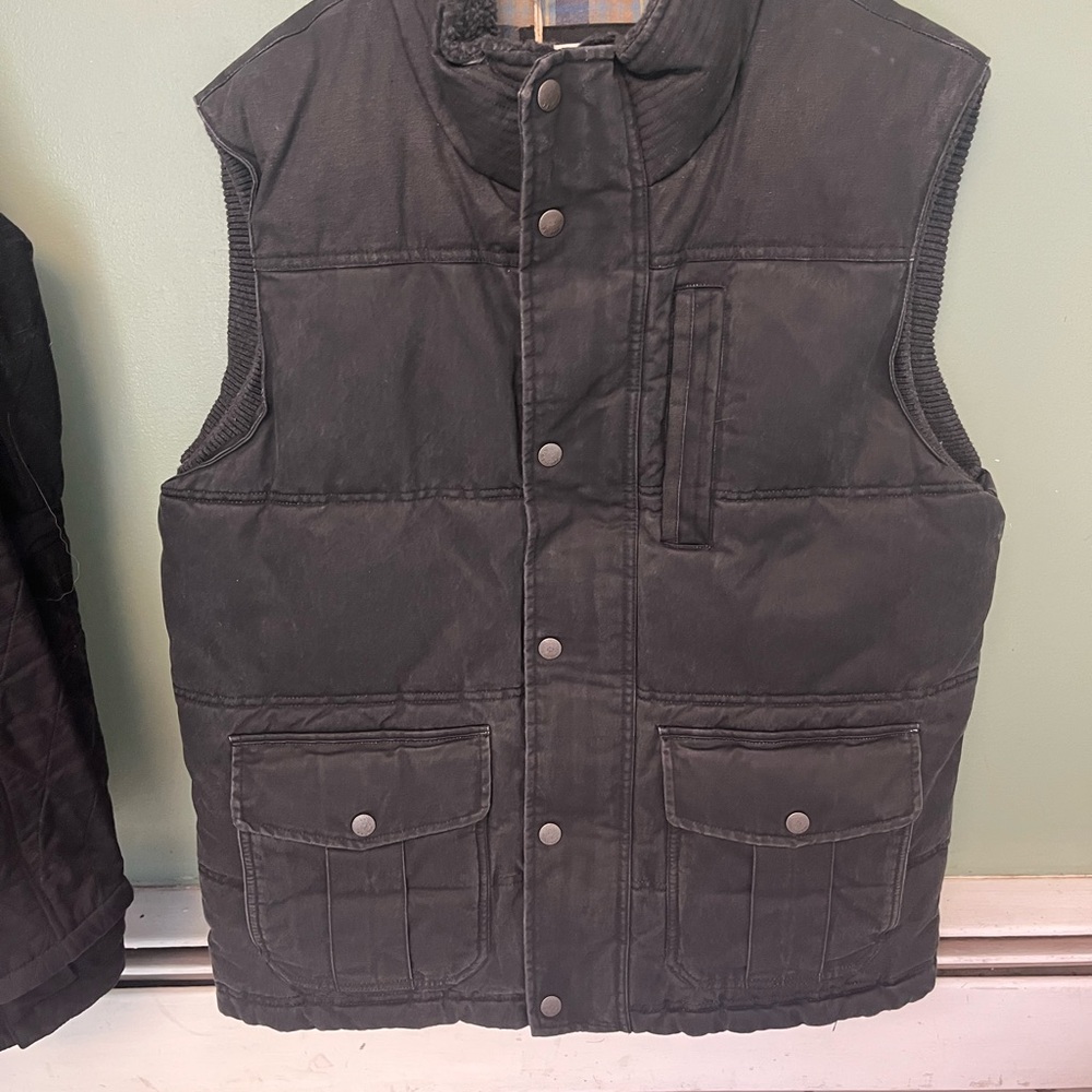 Fat Face Black Quilted Vest for Warmth and Style